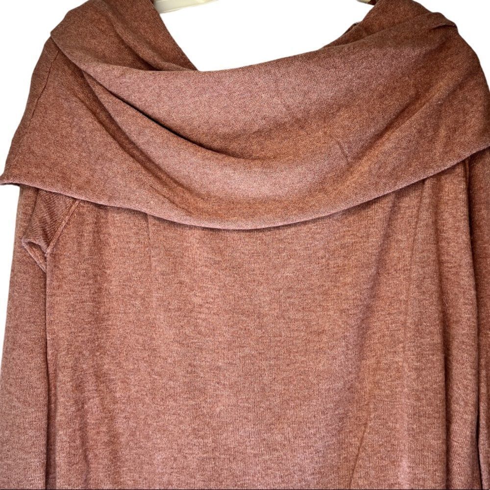 Shrinking Violet Sweater - Picture 2 of 5